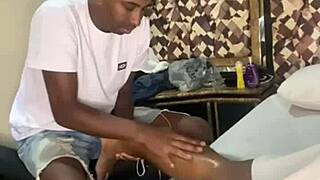 I feel the swing house massage in Rio de Janeiro on that couple