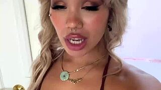 Luna Luxe Home from Gym, Showering Wet with Vibrator!