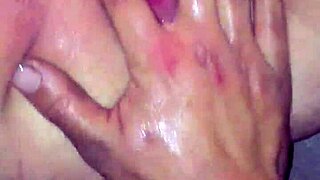 Hey Brittany, show us that wild squirting action now!