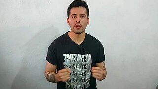 Hombre Maduro De 40 Años Es Penetrado En Una Fiesta Por Jovencito Twink Vergonzoso Dotado De 21Cm Y Ahora Le Da El Culo Siempre Relato Sexual