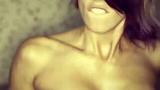 24 वीडियो कलेक्शन में इंटेंस गांड चुदाई एक्सप्लोर