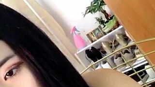 Hot girl devours massive cock in live stream