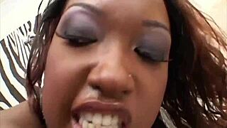 Ebony wiggles her sexy ass before getting her pussy licked and fucked hard with cumshot.