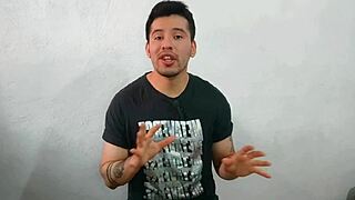 Hombre Maduro De 40 Años Es Penetrado En Una Fiesta Por Jovencito Twink Vergonzoso Dotado De 21Cm Y Ahora Le Da El Culo Siempre Relato Sexual