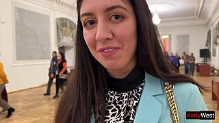 Picked Up a Girl at Theater, Then Fucked Her in My Art Gallery?