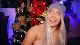 Colombian BBW Submissive Teases Friend's Penis with Feet and Licks Ass