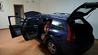 latina wife sells car and bangs the eager buyer.