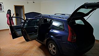 latina wife sells car and bangs the eager buyer.