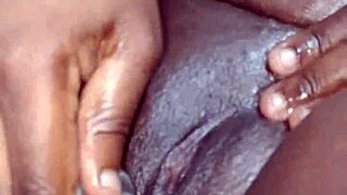 Gostosa Dominada Pela Namorada Lexi Mallet E Megan Devonne