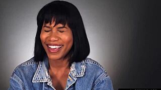 hey, see how jenna foxx with her natural beauty masturbates in this scene