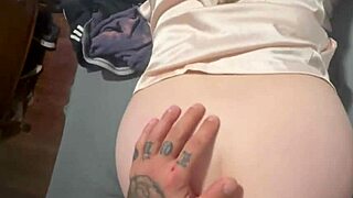 Stepmom Caught Son Jerking Off and Nailed Him Hard!