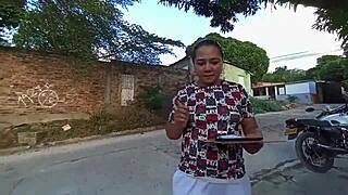 tuve sexo l�sbico con la veterinaria le di una rica mamada en agradecimiento por el cuidado a mi mascota