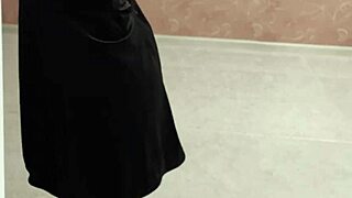 Petite teen seduces clothing delivery guy for wild sex