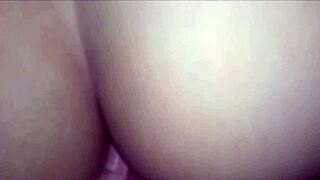 Sexet luder gav mig en fodjob før god anal knepning på stram røv