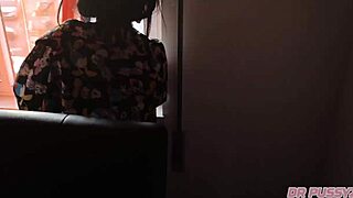 quase fui pega pelo pai mamando o pau enorme do cunhado e engoli tudo, deepthroat blowjob tattoo ebony 😈