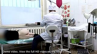 啊，我好紧张…在医院的奇怪妇科检查中灌肠