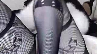 hey, check out my fur coat diaries part 11, worshipping my milf pussy and ass solo