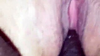 איש, הזין השחור הגדול הזה חודר לתחת הגדול של אשתי הבשלה בסגנון כלב מטורף