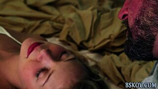 i can’t believe how this petite blonde teen’s ass got pounded with a hardcore cumshot!