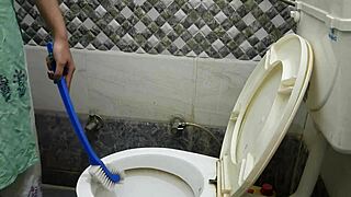 oh man, fuckin my indian step mom alone at home, cummin in mouth... oops