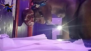 Older American MILF gets her pussy fucked in Texas