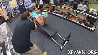 bimbo engages in activities in the shop with amateurs.