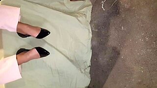 intimissimaskype webcam shows intimate milf fetish moments