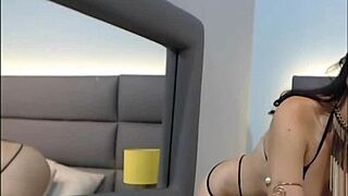 kendraparker shows off sexy latina ass on webcam