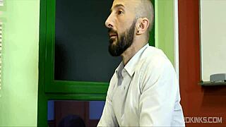 A Yabani Twinklerle Yoğun Gangbang Orjisi Yönetiyor