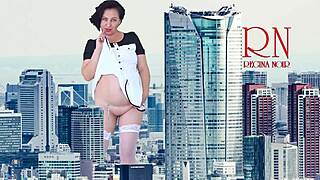 Is This Giant Lady Without Panties Walking The City Really As Tall As King Kong?