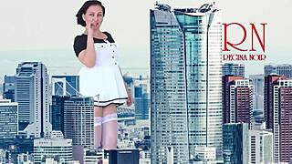 Is This Giant Lady Without Panties Walking The City Really As Tall As King Kong?