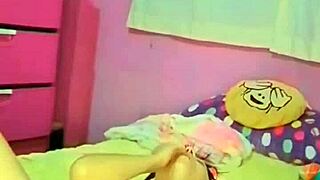 Amateur Babe Sucks Cock Passionately