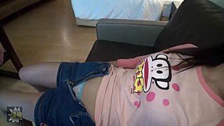 i can't believe this real asian amateur is squirting during creampie