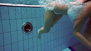 Big Ass Granny, How Do You Take Such Hard Fucking with That Sexy Body?