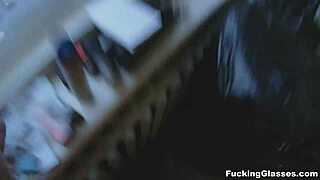 Quick teen quickie with glasses and a hot blowjob deal 😈