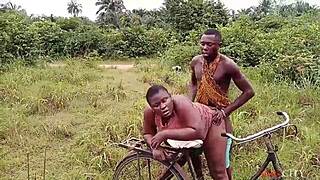 Hot ebony bbw gets fucked on bicycle outdoors