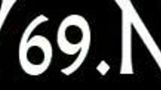 angel gets wet fingering her pussy solo