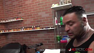 Man, Australian beauty Amber Luke just got a fresh nose tattoo!