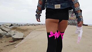 Public Beach Wet Squirting!