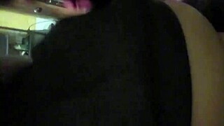 Estudiante se coge a su compañera mexicana con el uniforme puesto me metí al cuarto de mi compañera de clase cuando nos toca tarea en grupos y no hay nadie en casa ella recibe una cogida