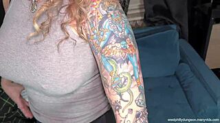 Squirting GILF Muffy Slayer Takes Anal in Wild Session