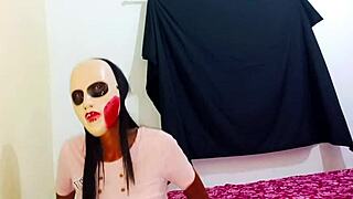 estudiante morena hace porno casero para novio de mejor amiga mientras ella folla intenso con el novio antes de clases