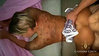 Ela Acordou Toda Safada No Café E Já Foi Beber Leite E Depois Foi Fazer Um Menage