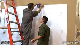 i love watching tattooed gay workers sucking big cocks.