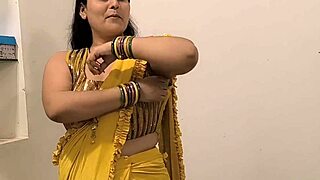 Sudhh Desi Wife, Ready to Dance and Tease in Homemade Clip?