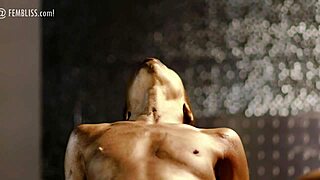 Ever seen artsy lesbians like Alexis Fawx and Ana Foxxx paint and scissor?