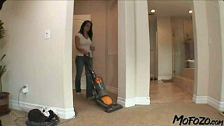 19 year old latina maid from mofozo com loves rough anal sex with daddy