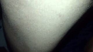 Primeira vez dele, levei meu amigo para conhecer a vila mimosa e comemos duas novinhas de 18 anos, trocando e comendo um pouquinho de cada vez