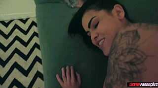 Brunette amateur in blowjob and assfucking!