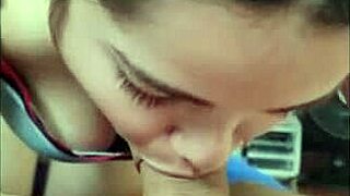 White wolf deepthroats white moon's big cock before riding